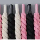 Shoelaces_vantro