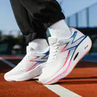 Running Shoes_vantro