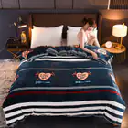 Comforters & Duvets_vantro